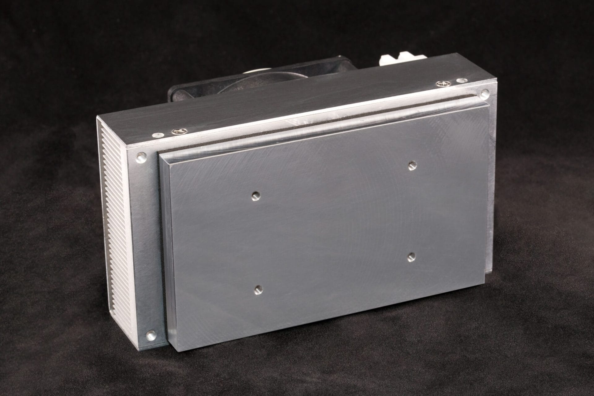 CP-130HT_01_web CP-130HT Thermoelectric Peltier Cold Plate Cooler